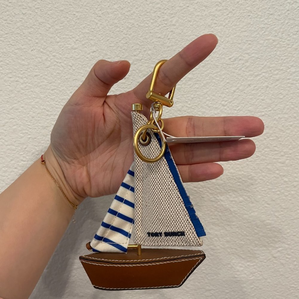 NWT Tory Burch  Multicolor Origami Sail Boat Bag Charm Keychain - Picture 6 of 7